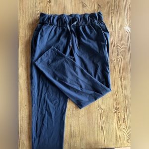 Lululemon Stretch High-Rise Pant 7/8 Length, Navy Blue, Size 6
